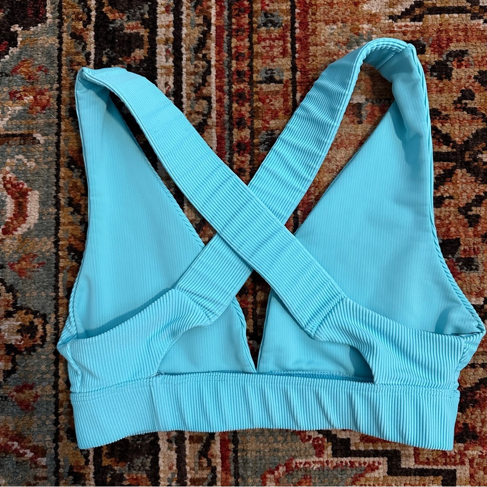 Beach Riot Sports Bra - Picture 2 of 3